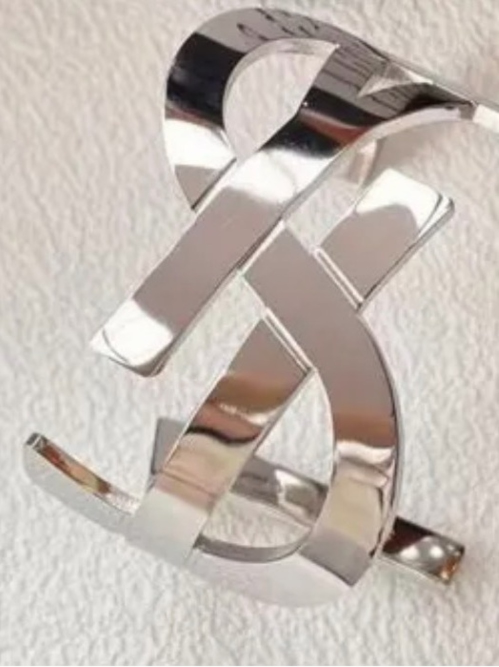 YSL Cuff - Picture 2 of 4